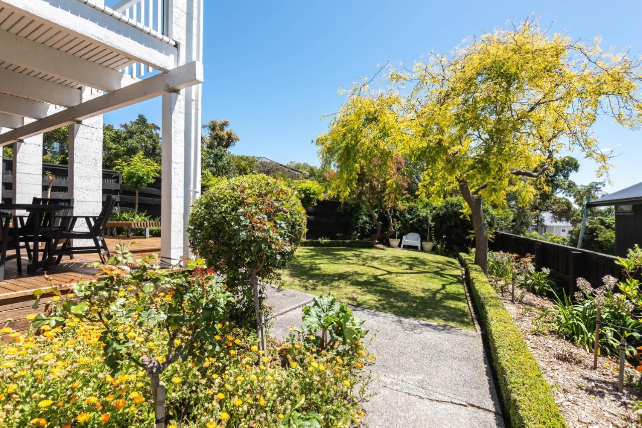 Retro Living - Lush Garden Lägenhet Christchurch Exteriör bild